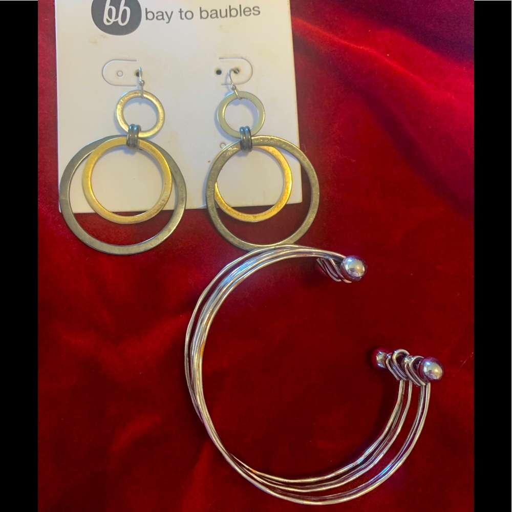 Tri tone earrings& silver cuff